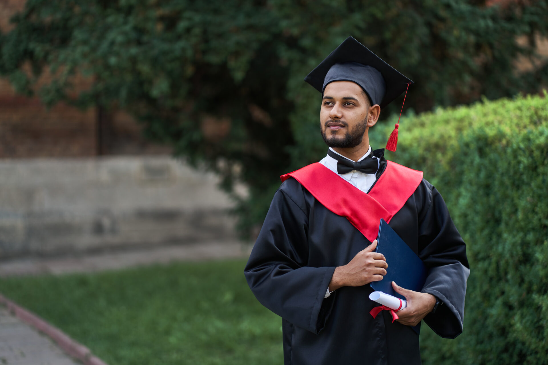 Scholarships & Financial Aid for International Students